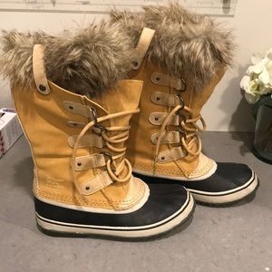 Sorel Snow Boots